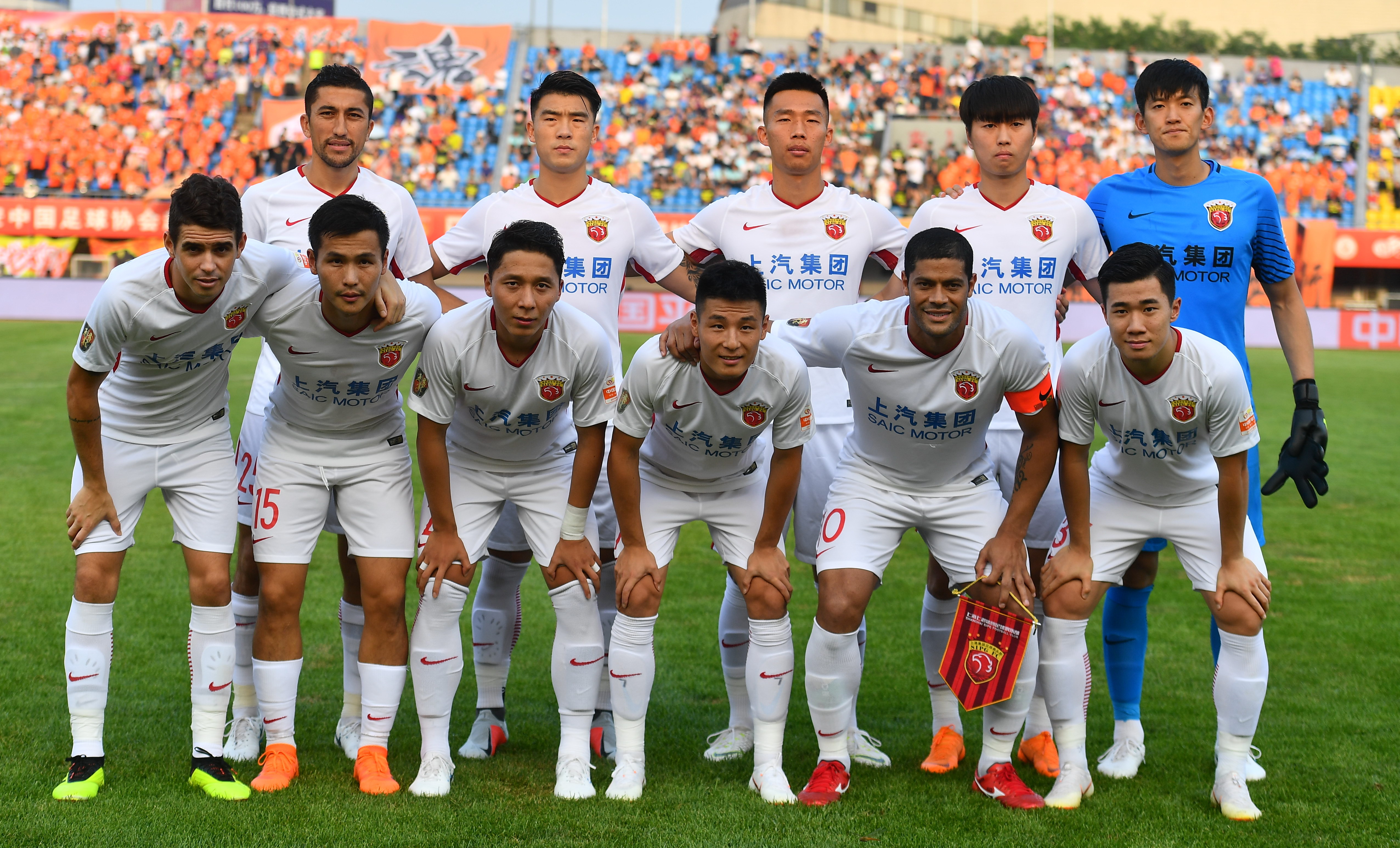 英超：曼城主场3-1击败布莱顿