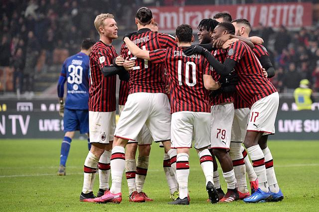 约克：我认为枪手将重蹈覆辙再次争冠失败，曼城具备逆袭能力（约克：看好曼城逆袭，阿森纳恐再度冲冠折戟）