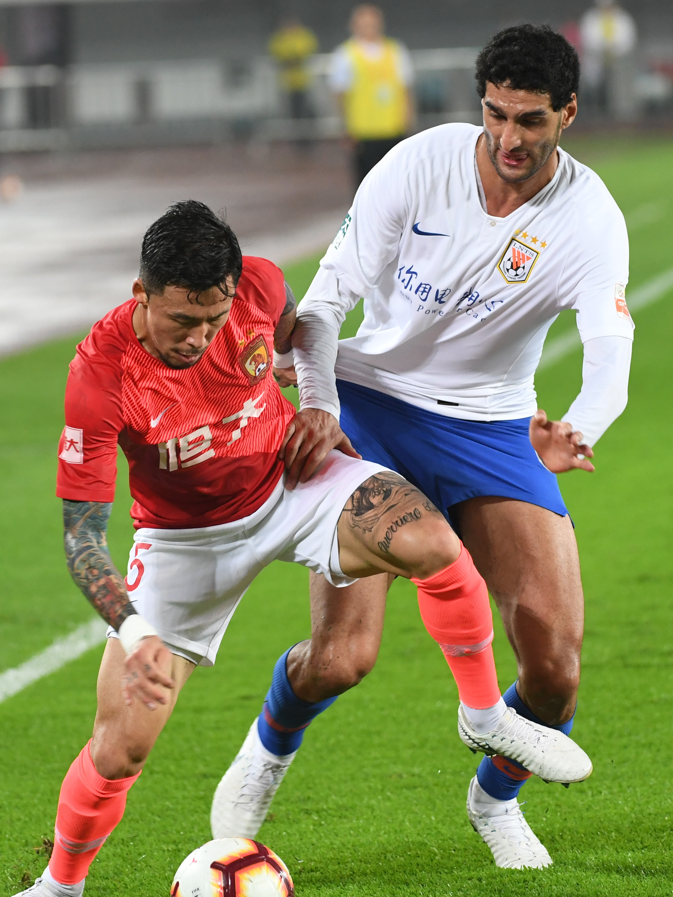 率重庆铜梁龙冲超，张外龙有望带领第5支球队征战中超（张外龙率重庆铜梁龙完成冲超，有望执教第5支中超球队）