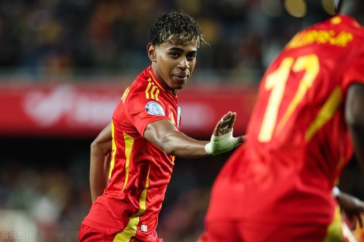 篮球勇士全队轮转效率提升