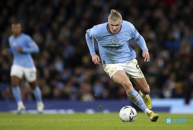 近10年欧冠门将零封率：拉亚54%第1，布冯47%第2，奥纳纳上榜（欧冠近十年门将零封率榜：拉亚以54%居首，布冯47%次席，奥纳纳入围）