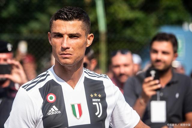 门将长传助攻惊艳全场